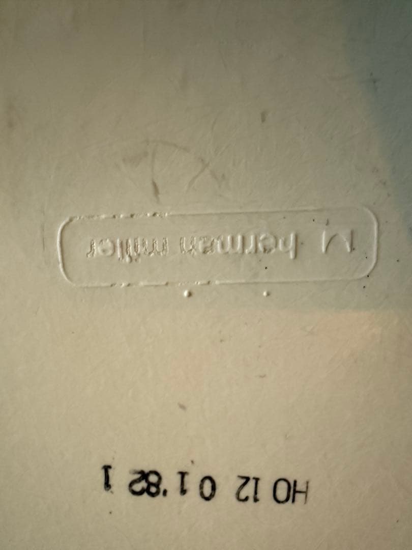 ハーマンミラー　イームズ　シェルチェア