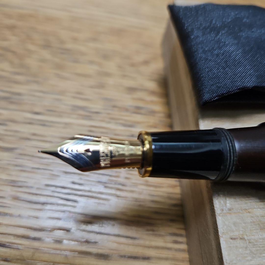 プラチナ 万年筆 【出雲 鉄刀木】 18K 細字 F PLATINUM 未使用品