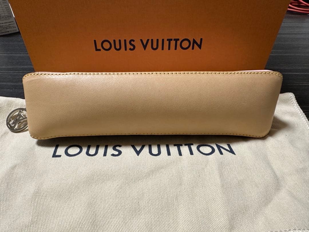 ルイヴィトン　ペンケース　筆箱
