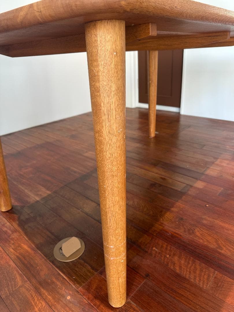 オーク無垢材 ダイニングテーブル