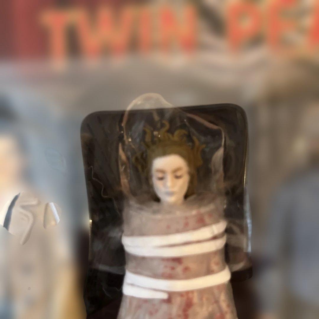 『TWIN PEAKS ツイン・ピークス』DAVID LYNCH フィギュア