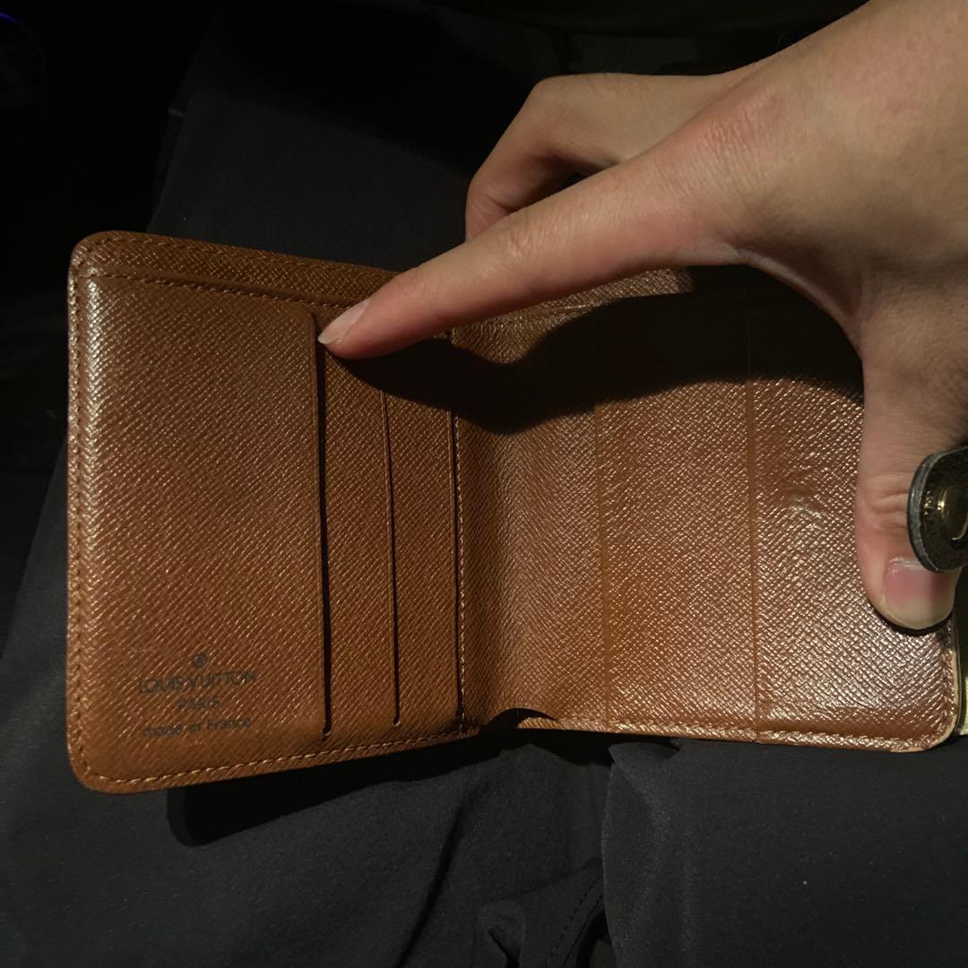 美品　Louis Vuitton 二つ折り財布