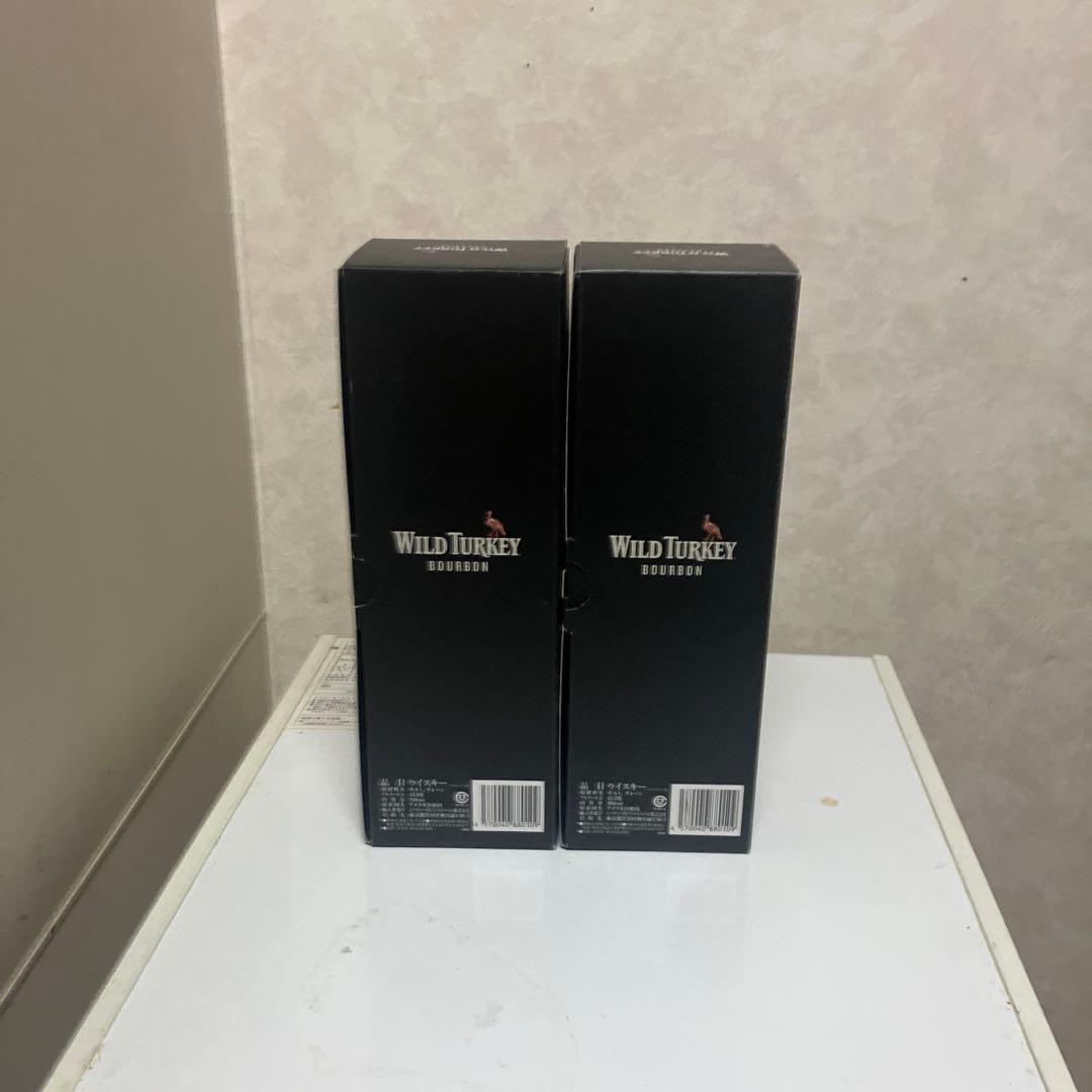 ワイルドターキー13年 限定版　700ml 2本