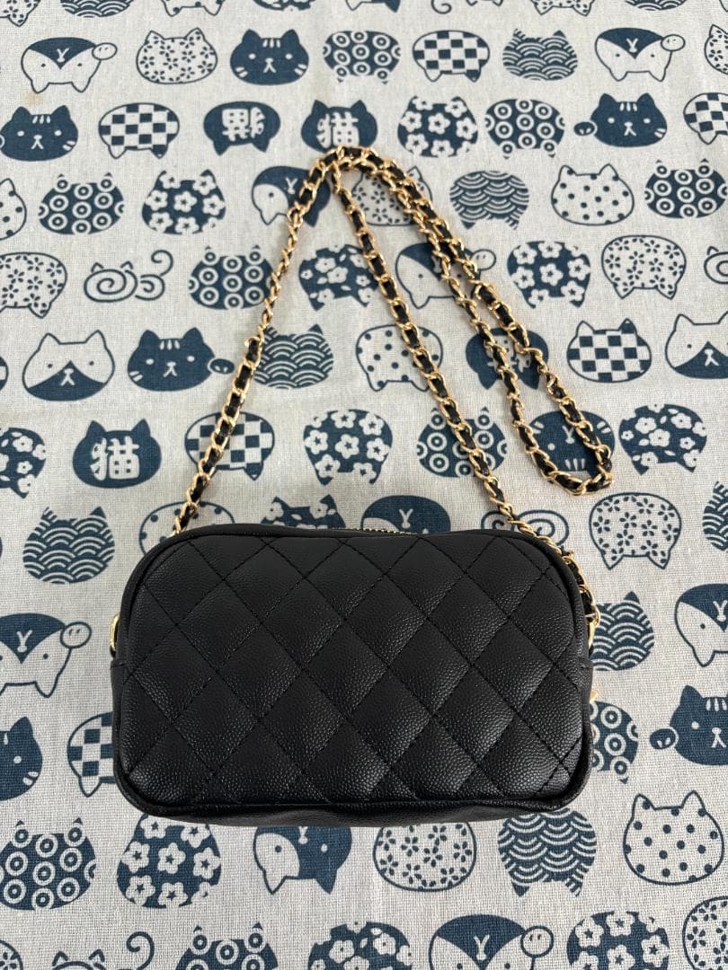 ☆大人気☆ブラック キルティング ショルダーバッグ