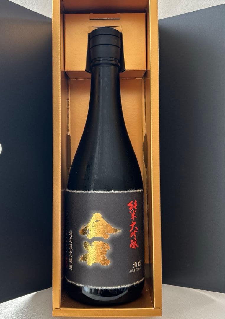 金雀　純米大吟醸 720ml