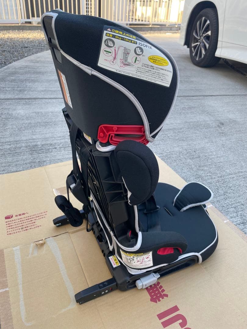 日本育児　ジュニアシート　ISOFIX対応