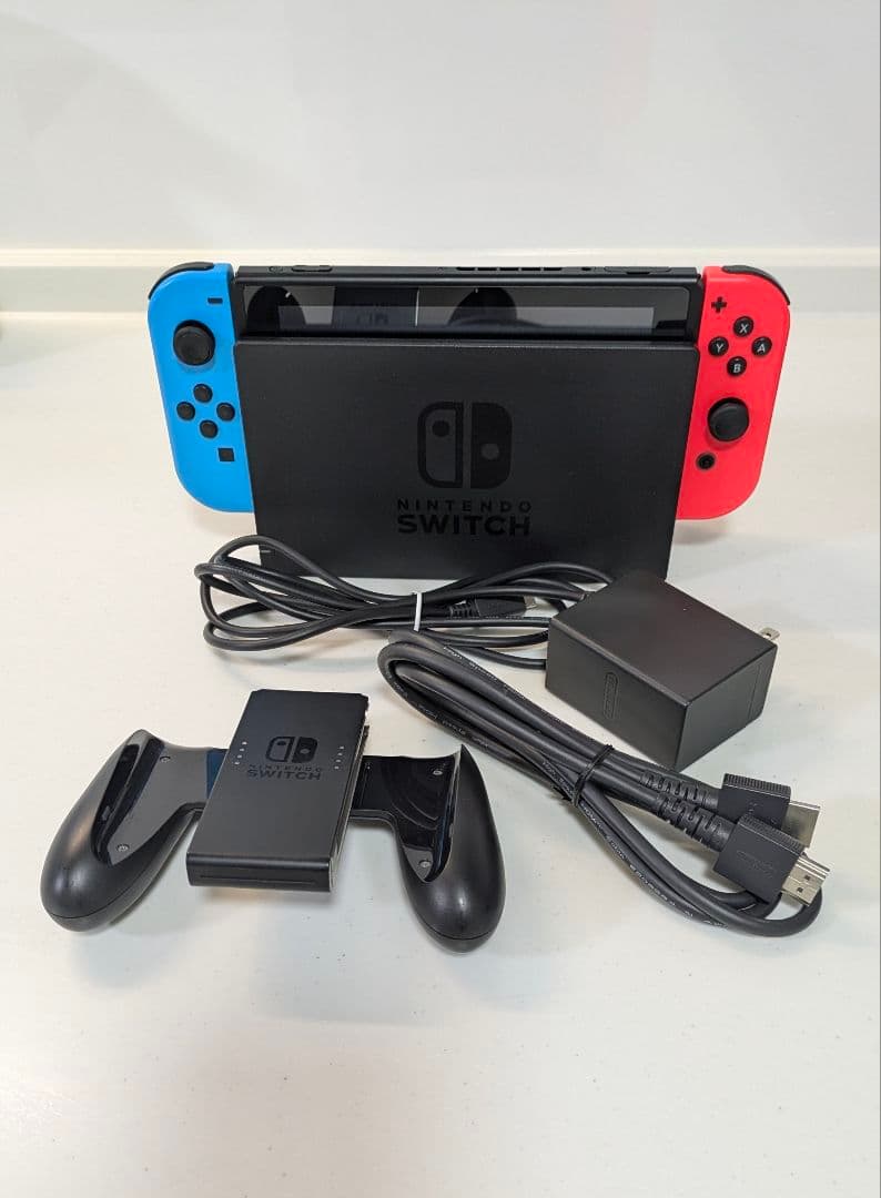 【即出荷可能】稼働問題なし　Nintendo Switch 本体 青/赤