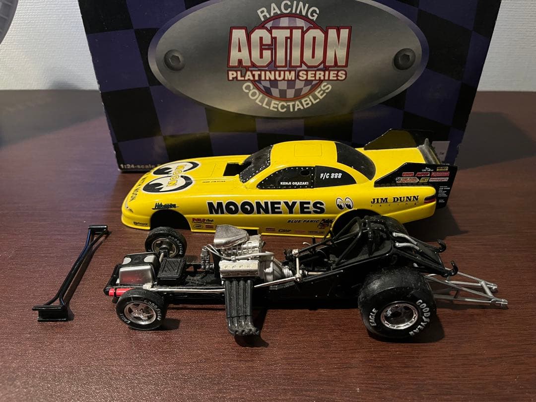 MOONEYES ムーンアイズ　ファニーカー ACTION ミニカー 箱あり