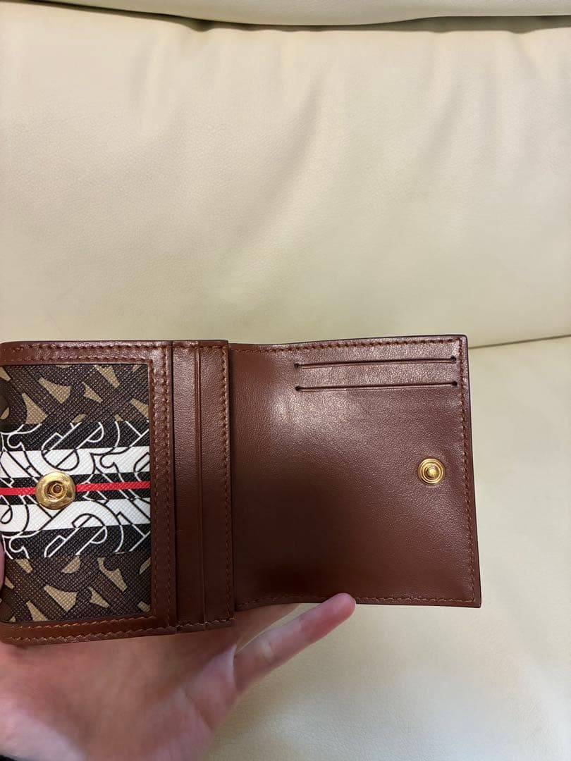 Burberry 二つ折り財布 モノグラム
