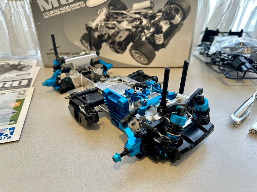 タミヤ　M05 S SPEC 1/10シャーシキット　オプション多数装置！