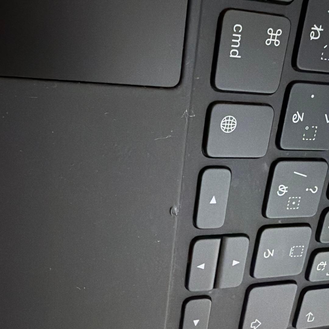 Apple iPad pro 11インチ(第二世代)シルバー 本体、カバー