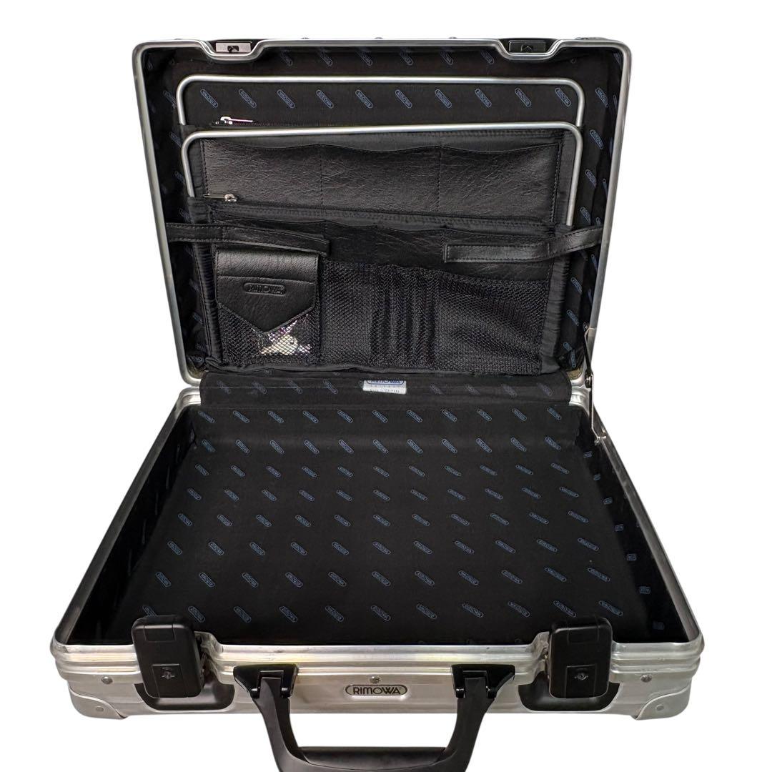 入手困難✨ヴィンテージ リモワ トパーズ アタッシュケース シルバー 廃盤