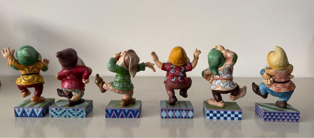 ディズニートラディション　七人の小人 フィギュア 6体セット