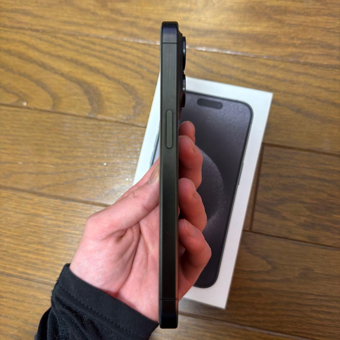 スマートフォン本体 iPhone15Pro 256GB
