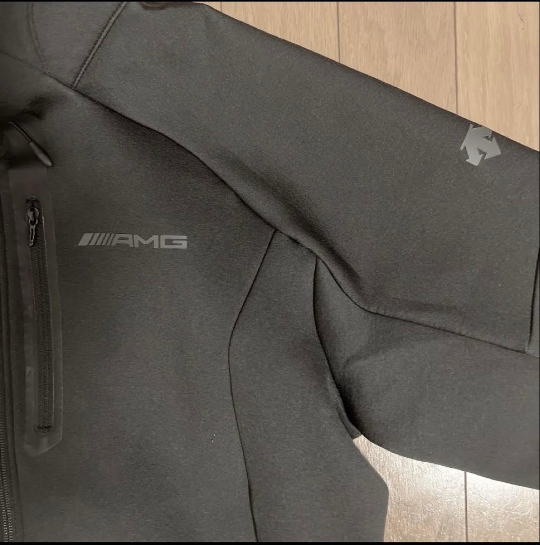 デサント　メルセデスベンツ　パーカー