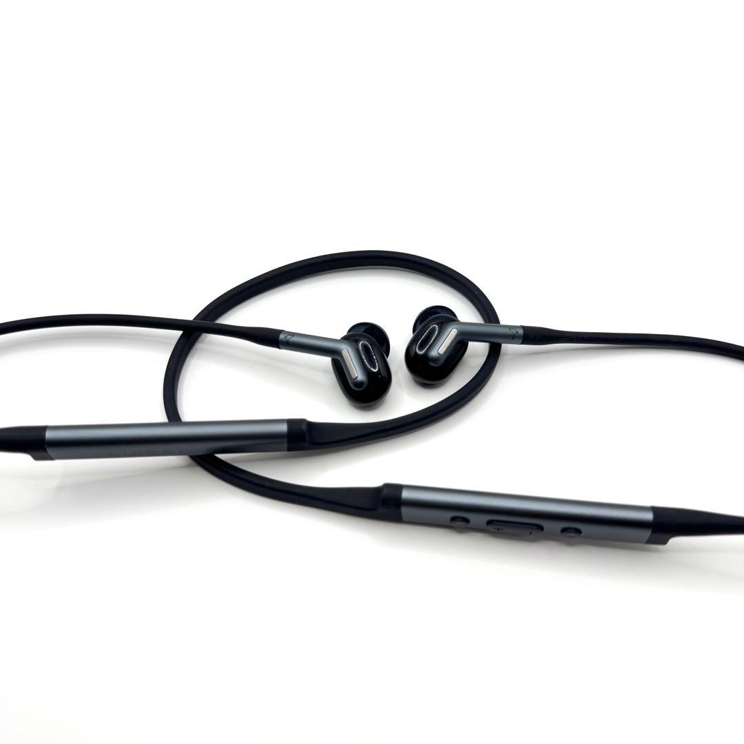 LIBRATONE AIR+（2nd）ネックバンド型ワイヤレスイヤホン