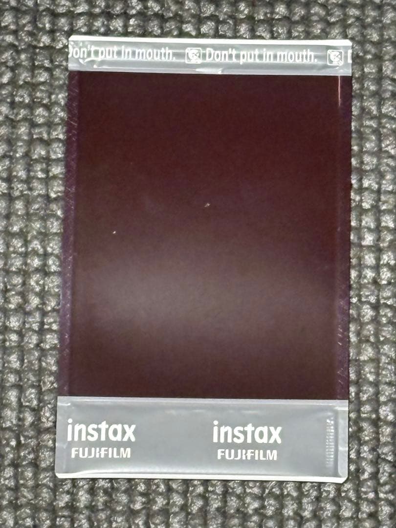 コ*ロ様 河北彩伽　河北彩花　直筆サイン入りチェキ１枚