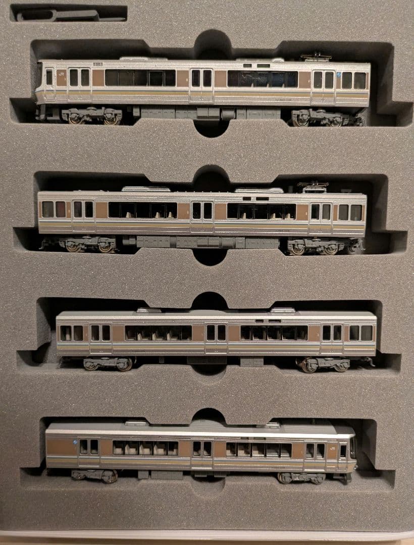 10-388·389 223系1000番台 直流近郊形電車基本セット＆増結セット