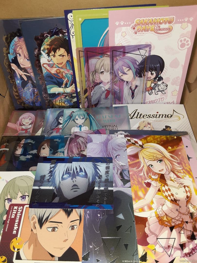 ② アニメグッズ 紙類・薄物 大量 まとめ売り 300点