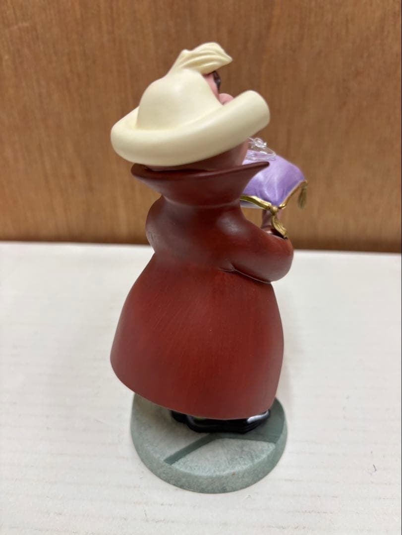 ディズニーwDCC フットマン