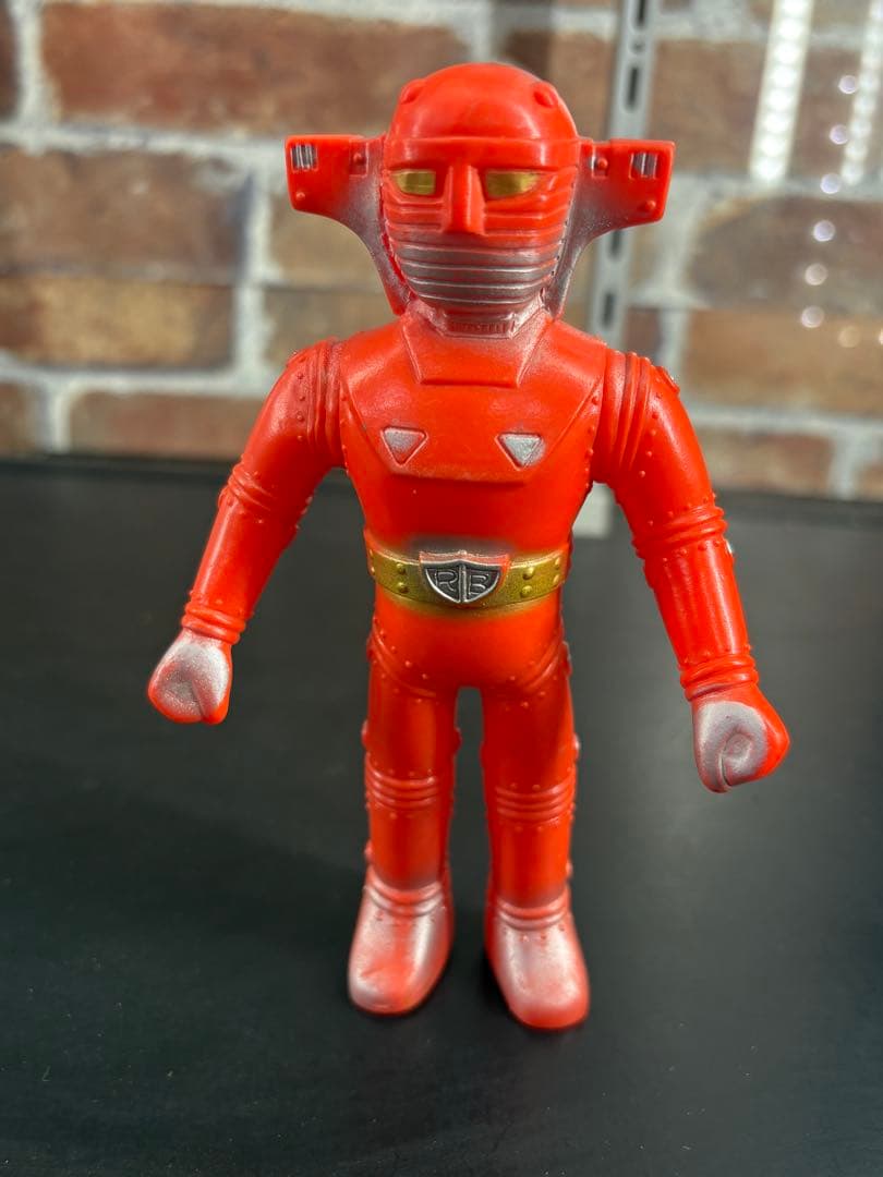 ★*☆様 当時物　レッドバロン　ミドルサイズ　ヨネザワ　ソフビ