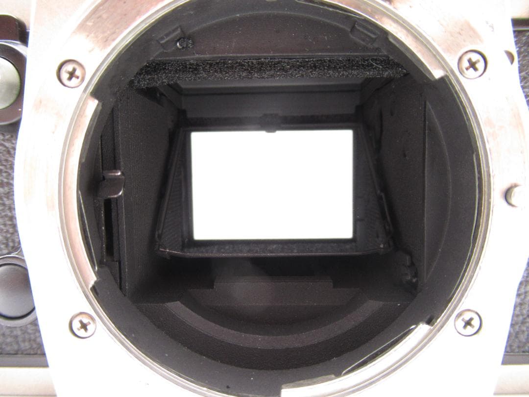 ニコン F3/T HP(後期型） + Nikkor 50mm 1.4 管理E45