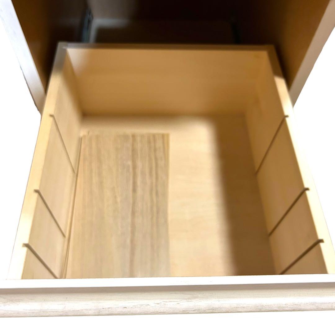 カリモク　デスクワゴン　鍵付き　キャスター付き　karimoku 机　テーブル