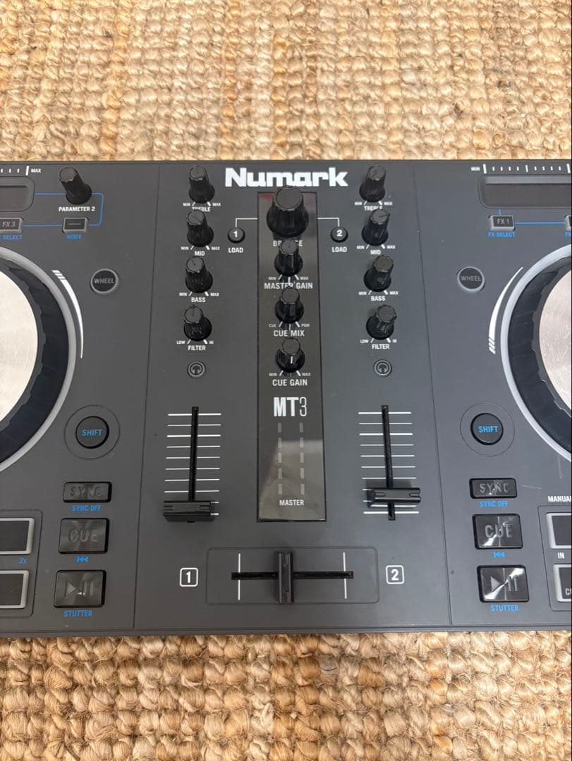 Numark DJコントローラー mixtrack 3 ヌマーク ニュマーク