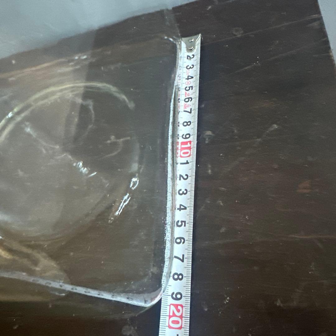 ヴィンテージ　ガラス製四角いジャー 金属蓋付き