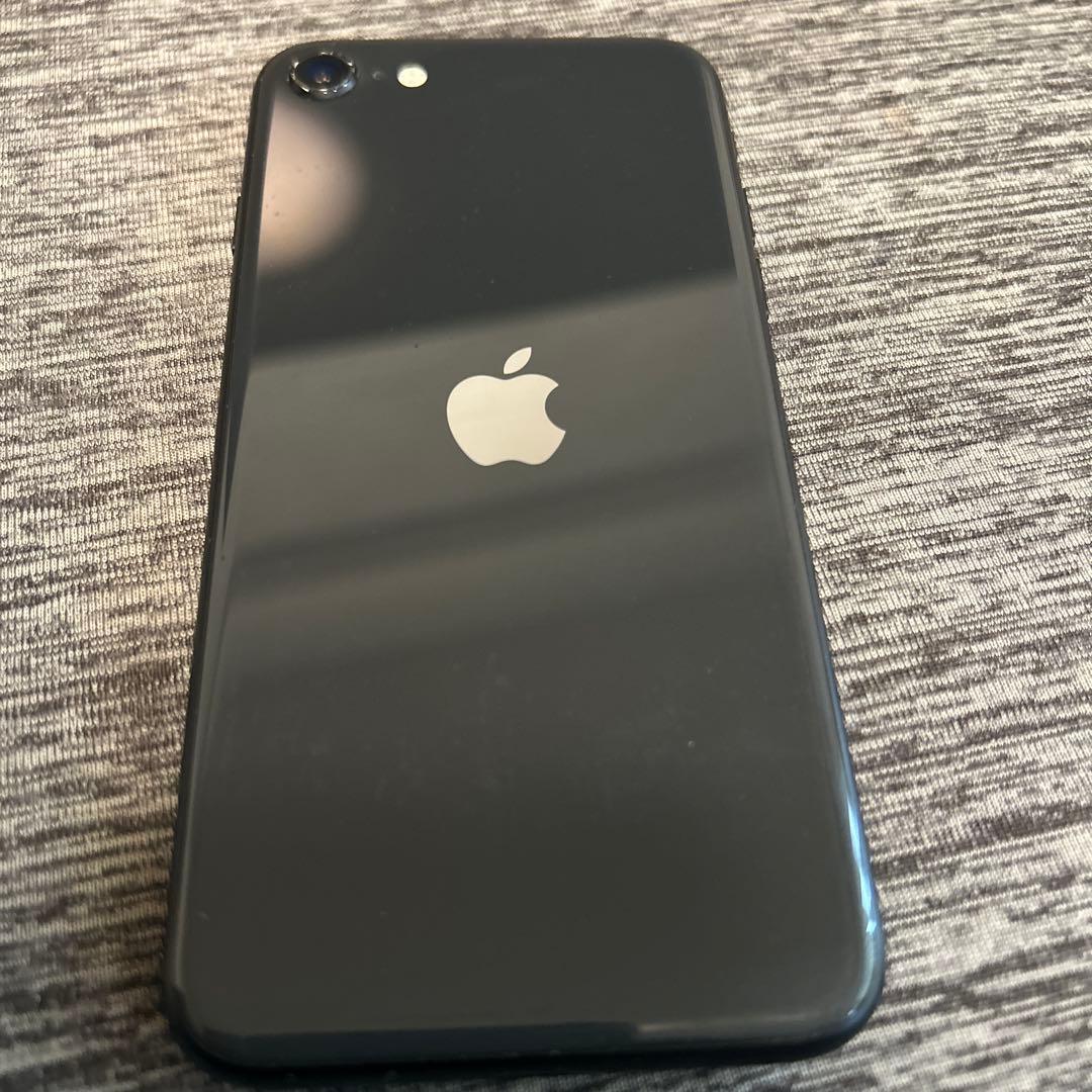 iPhone SE（第2世代）64GB ブラック