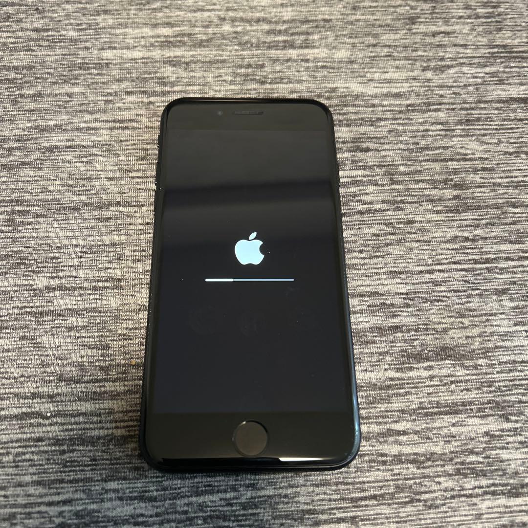 iPhone SE（第2世代）64GB ブラック