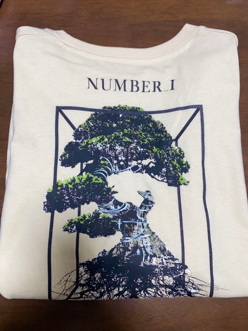 最終値下げ Number_i LIVE Tシャツ BON