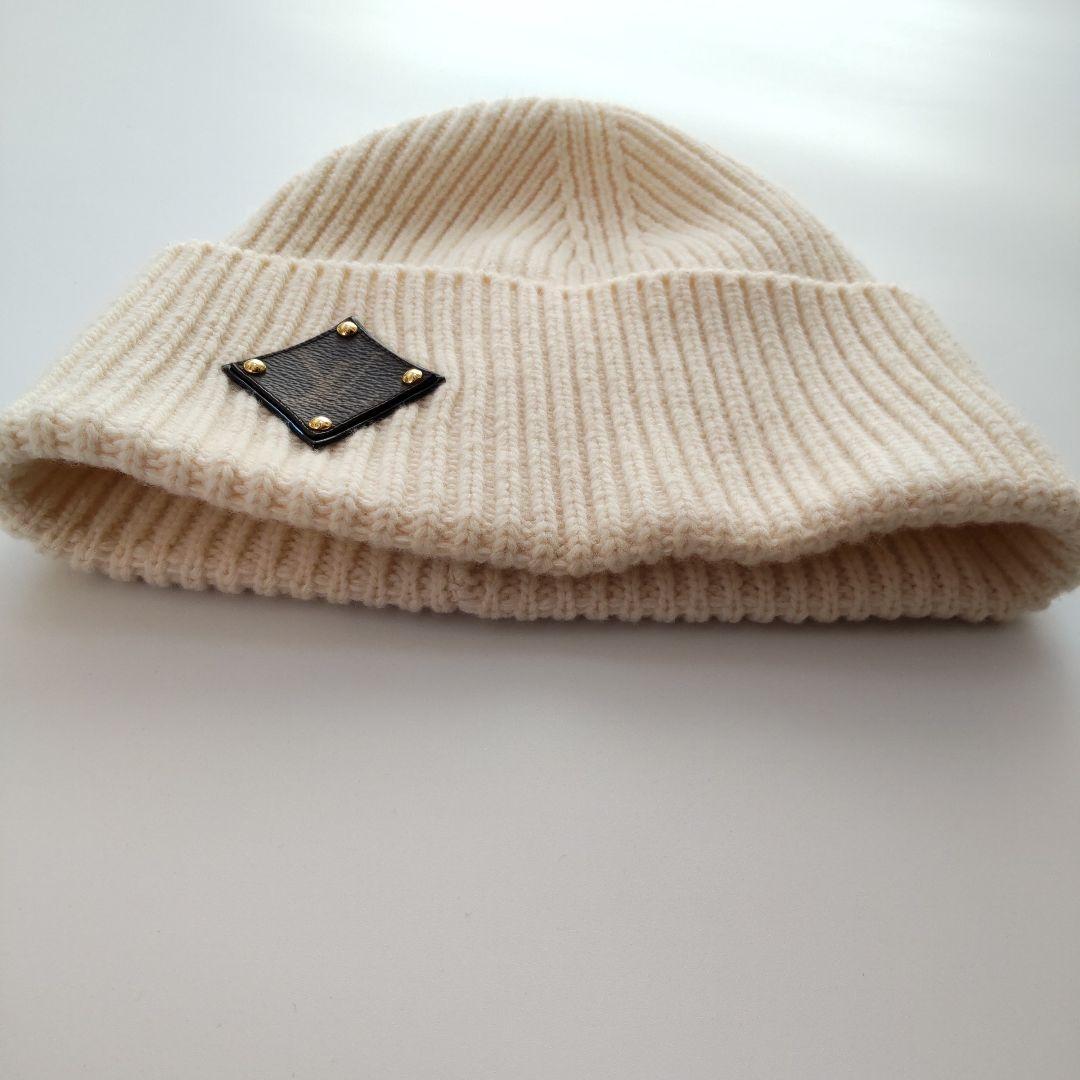 美品 ルイヴィトン 国内正規品 ニットキャップ ビーニー LVロゴ パッチ 白