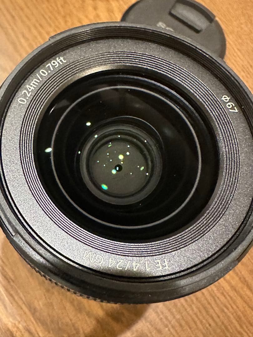 SONY FE 単焦点レンズ　24mm F1.4 GM + フィルター2枚