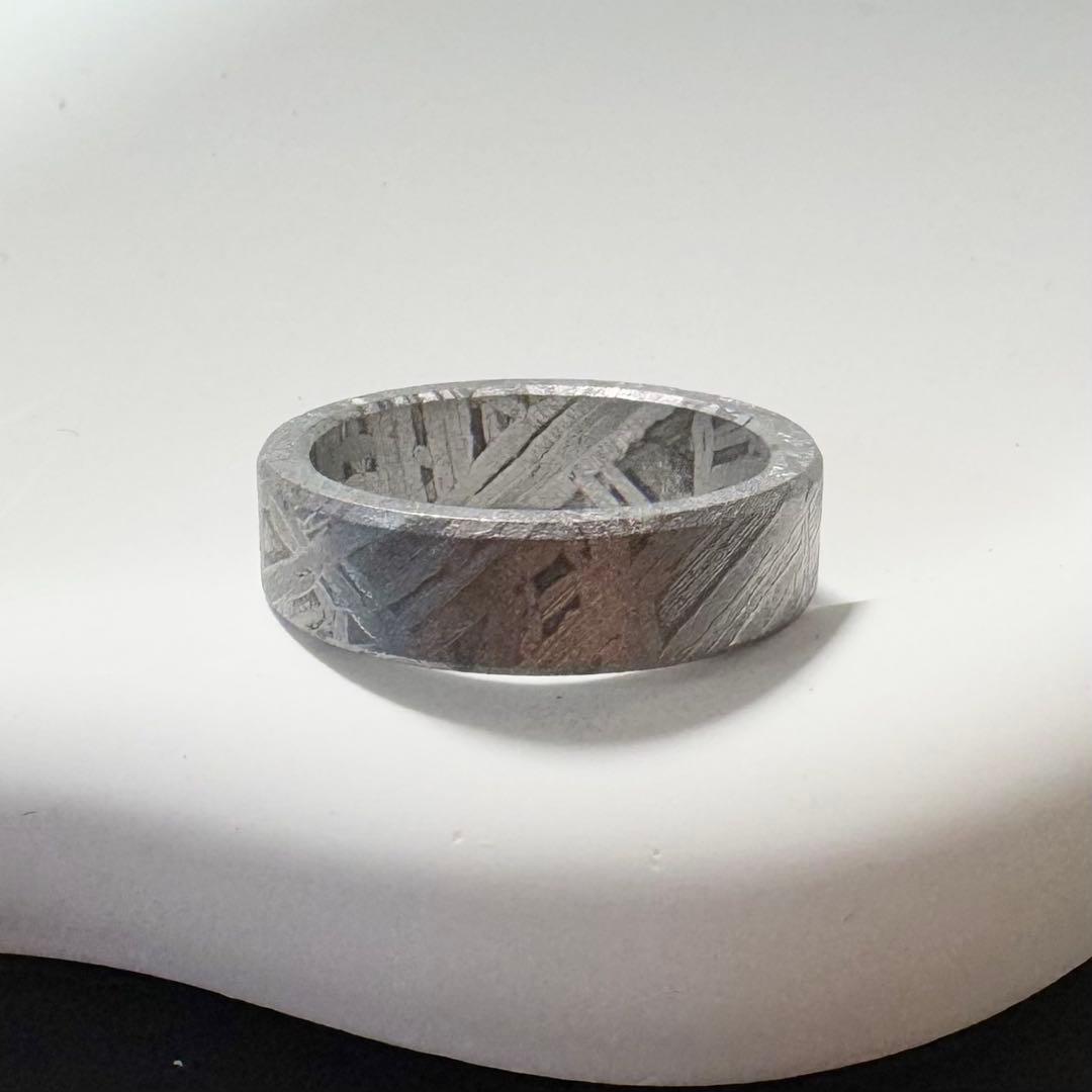 【宇宙の指輪】アルタイ隕石リング 原色　18.7mm ウィドマンシュテッテン模様