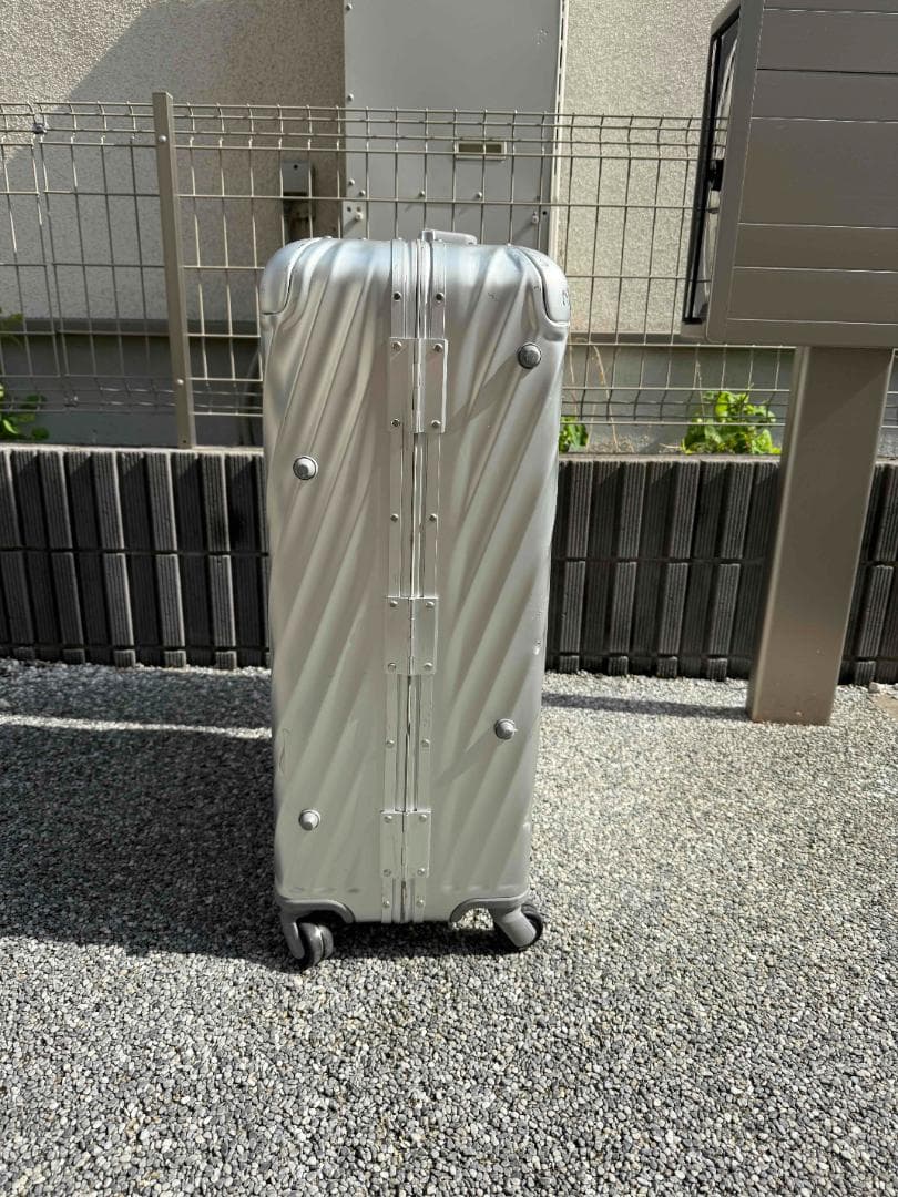 miyamasa様　TUMI 19 DGR ALUM スーツケース84L（中古）