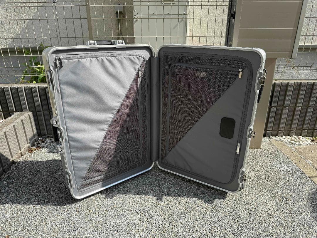 miyamasa様　TUMI 19 DGR ALUM スーツケース84L（中古）