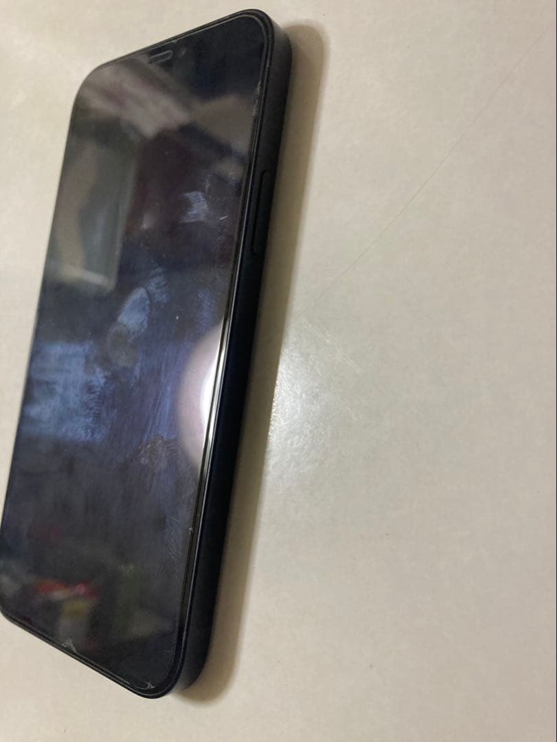 Apple iPhone 12 64GB (美品) バッテリー80%以上