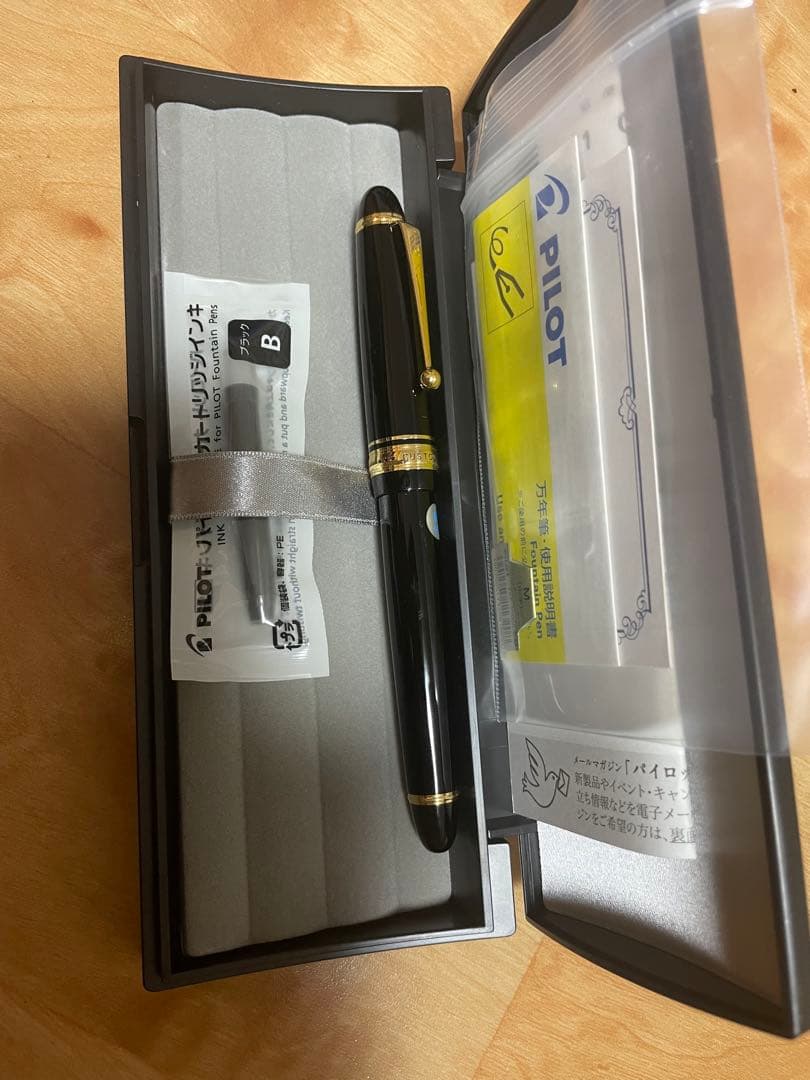 PILOT カスタムcustom 743 Mニブ 殆ど未使用 ケース保証書全て有