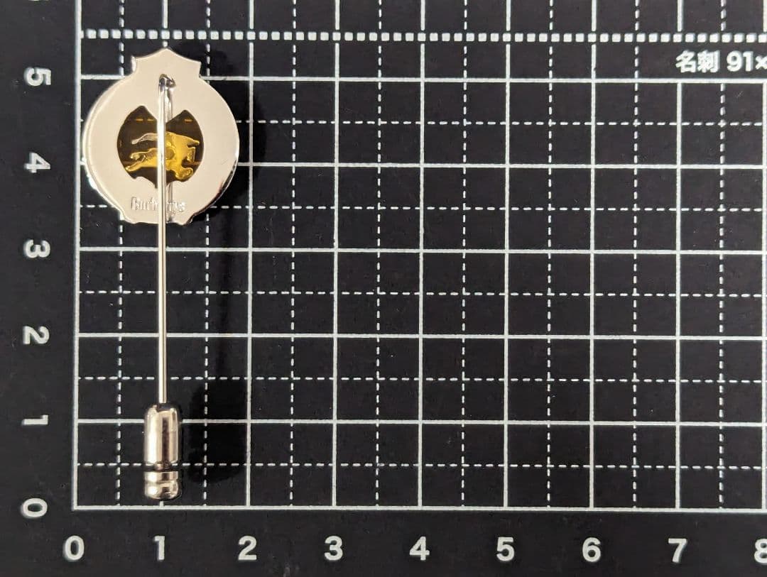 BURBERRY　ピンブローチ　No.1936