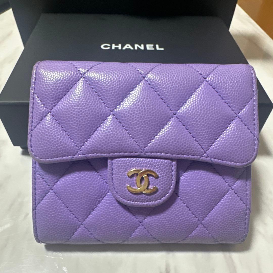 特別特価✨美品CHANEL 三つ折りキャビアスキン マトラッセ財布 パープル