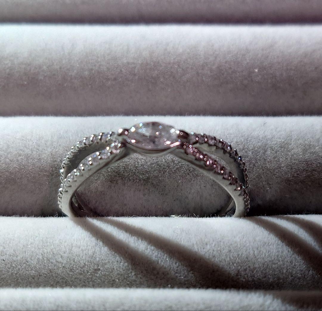 ダイヤモンドリング　プラチナ