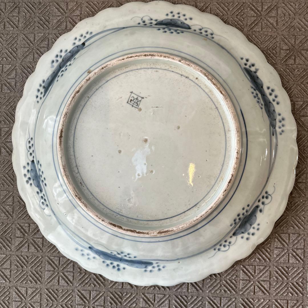 古伊万里、無傷。染め付け、輪郭　　松竹梅、大皿、　41.  センチ。