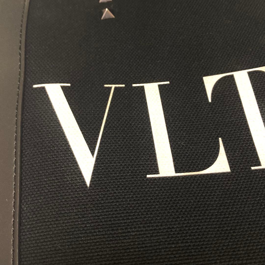 美品 VALENTINO ロックスタッズ ミニトートバッグ ショルダーバック