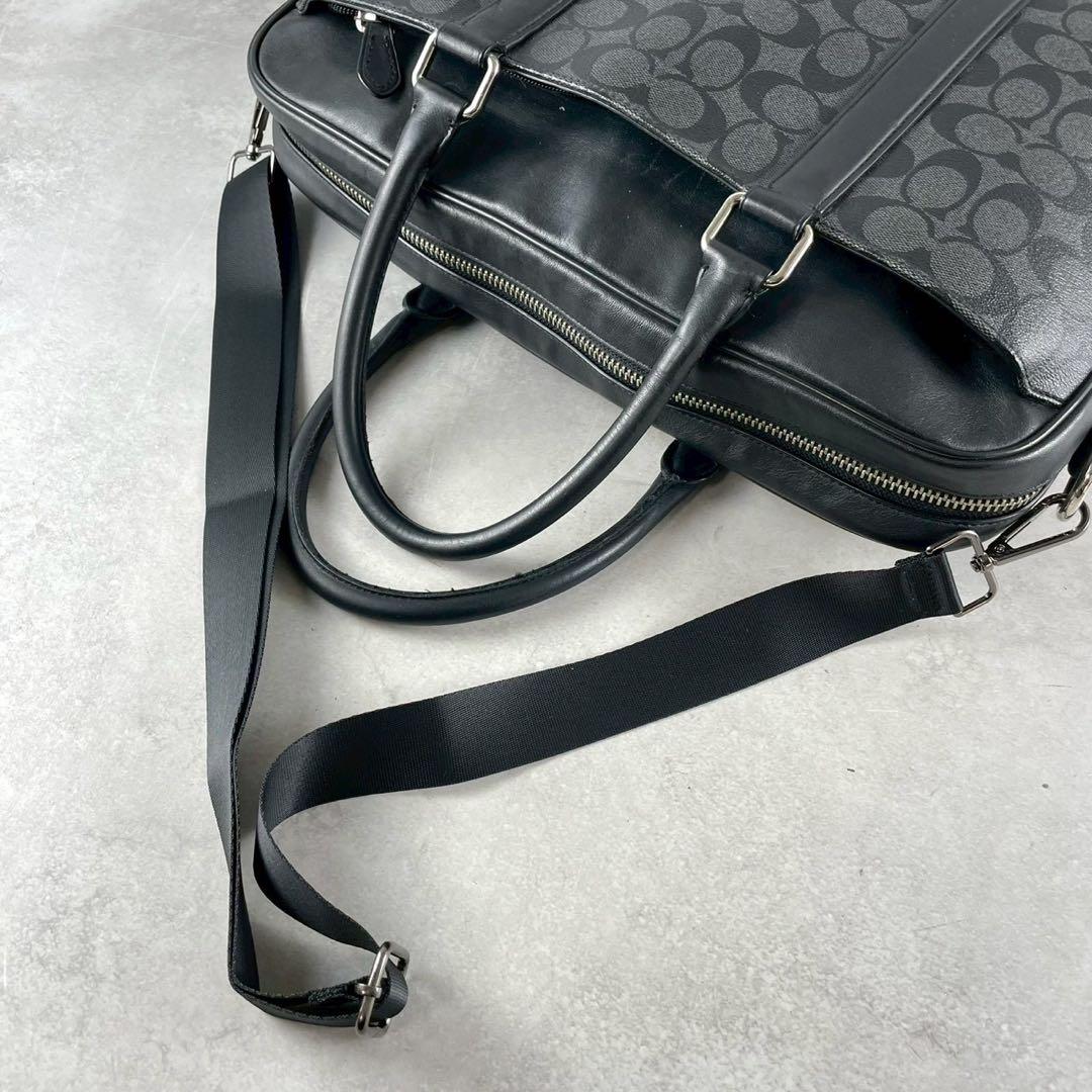 ✨美品✨コーチ　ビジネスバッグ　2way シグネチャー　クロスボディ　ブラック