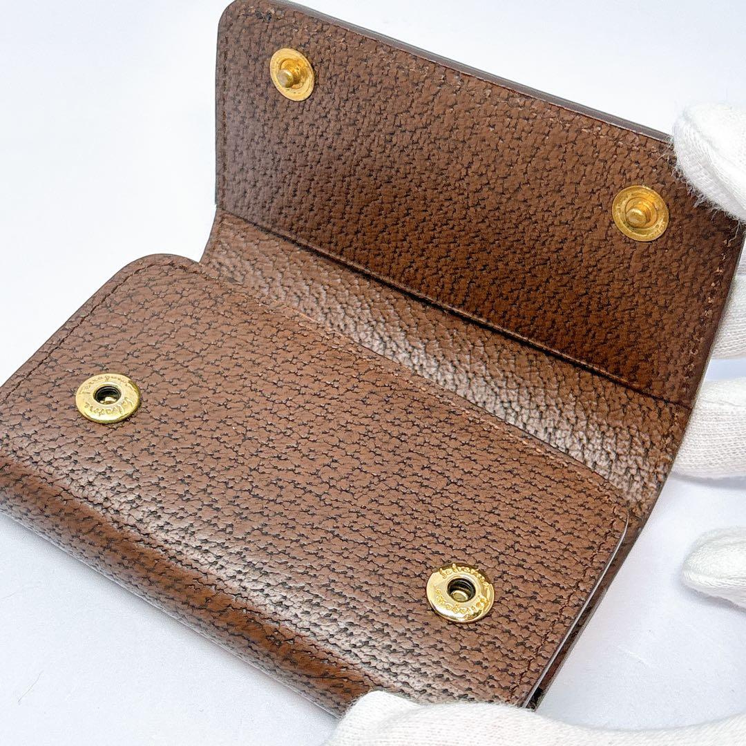 【美品】フェラガモ レザー ガンチーニ 6連 キーケース ピッグレザー