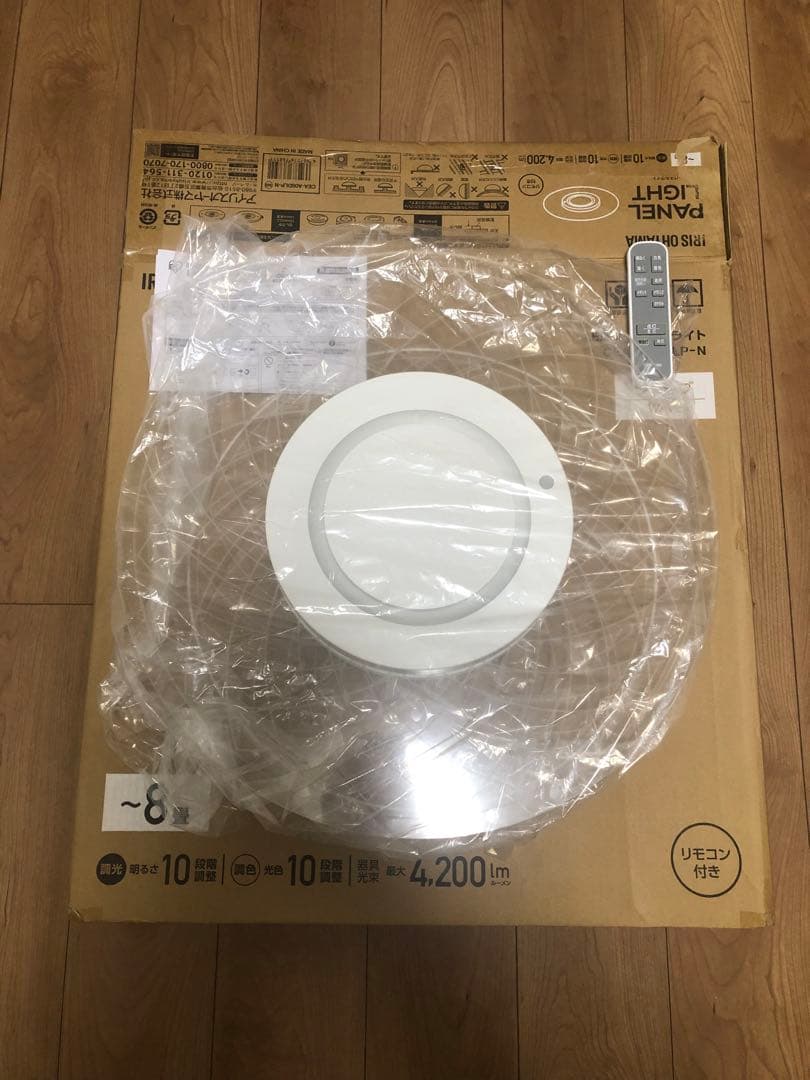 【美品】アイリスオーヤマ パネルライト CEA-A08DLP-N ウェーブ8畳