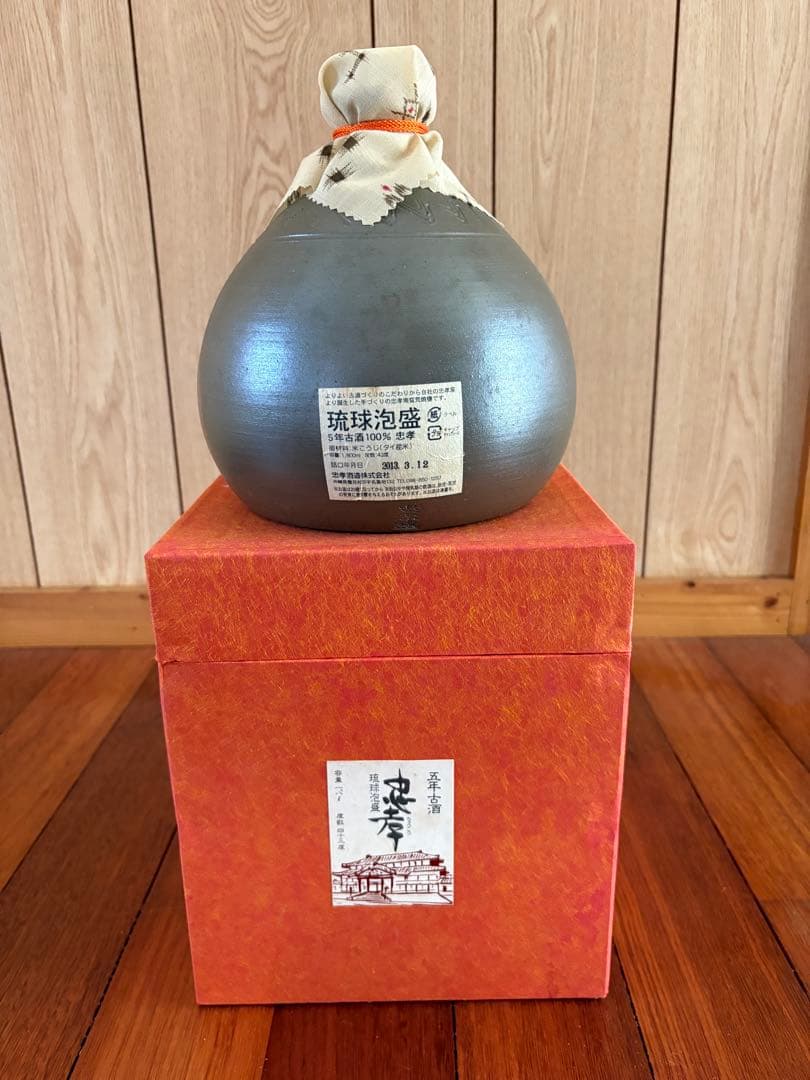 【未開封】古酒　忠孝　1.8ℓ 43度　陶器