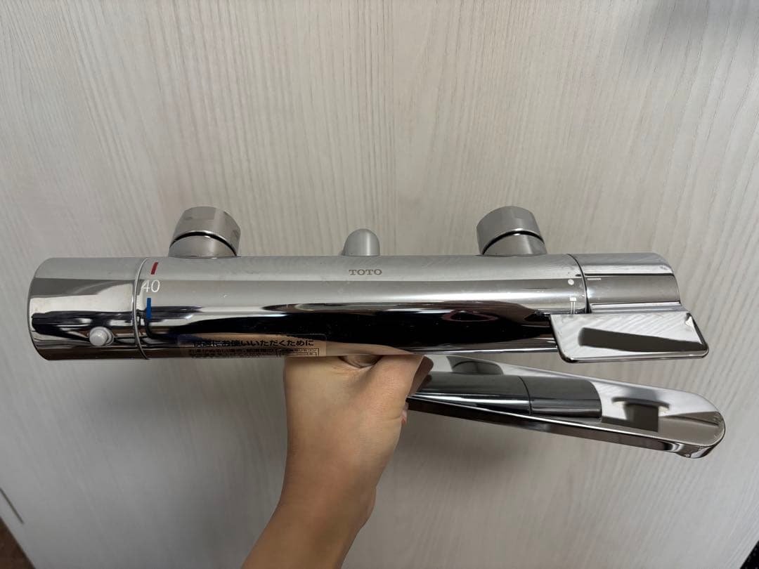 【新品未使用】TOTO シャワー混合栓 TBV03401J