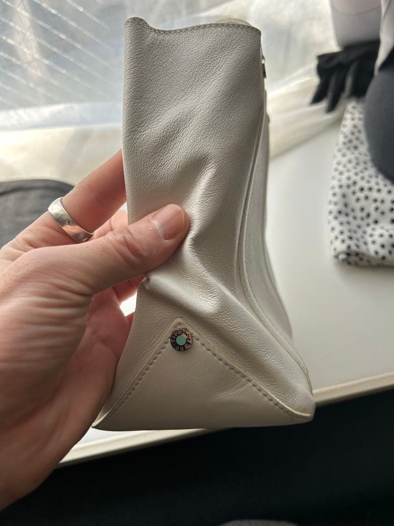 バッグ Tiffany leather hand bag reversible